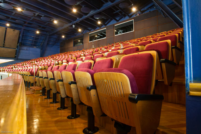 Seating-10 Seating-10